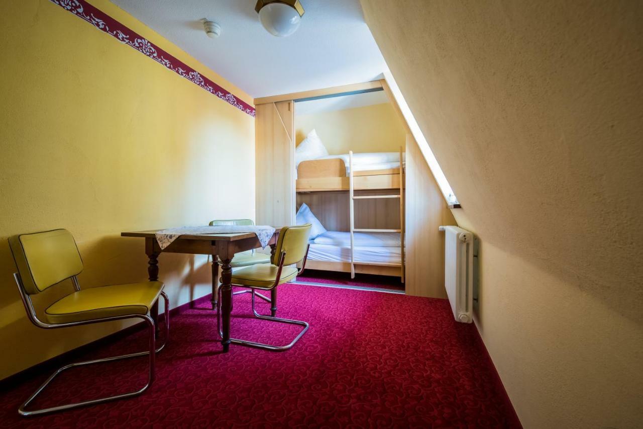 Hotel Loewen-Weinstube Meersburg Luaran gambar